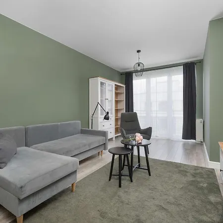 Apartman Cozy With A Balcony Near Parks And The Partynice Racetrack By Renters Wrocław