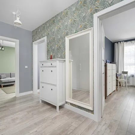 Cozy With A Balcony Near Parks And The Partynice Racetrack By Renters Breslau